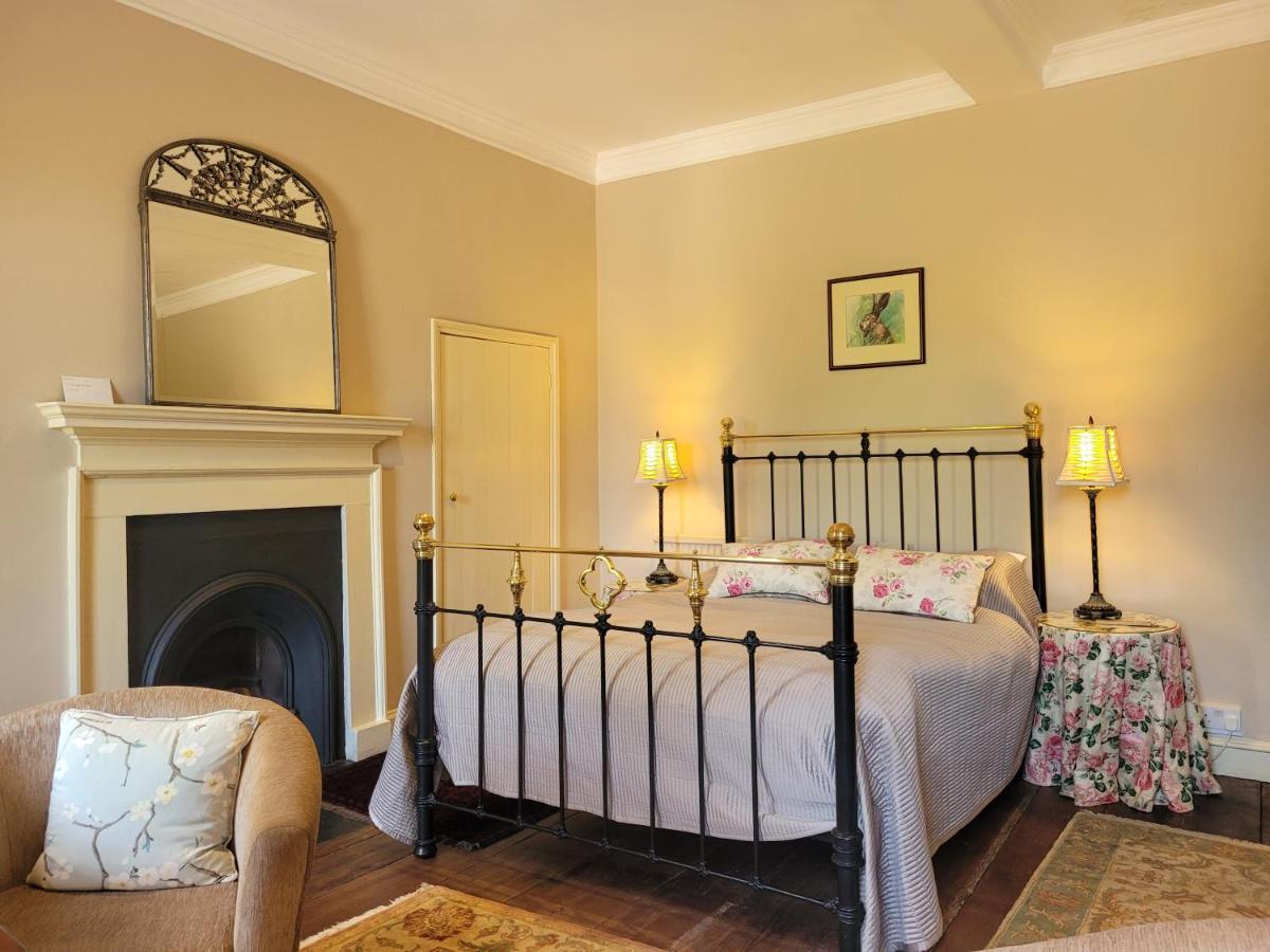 Bed and Breakfast The Old Vicarage Kington  Exterior foto
